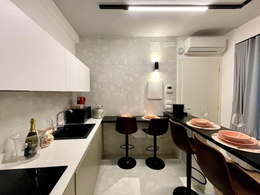 Locatelli Apartments - Patio Living "Cordyline" Padova Exterior foto